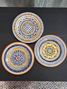 Small Handpainted Italian Pottery Plates, set of 3